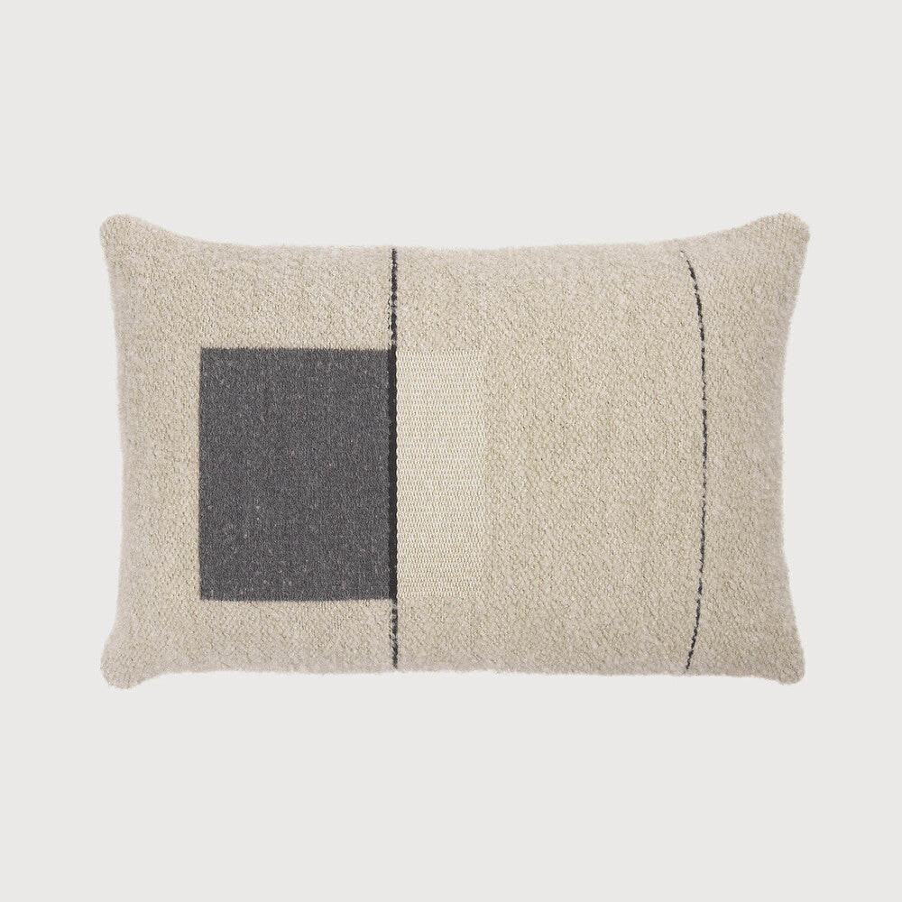 COUSSIN ABSTRAIT - 24" x 16"