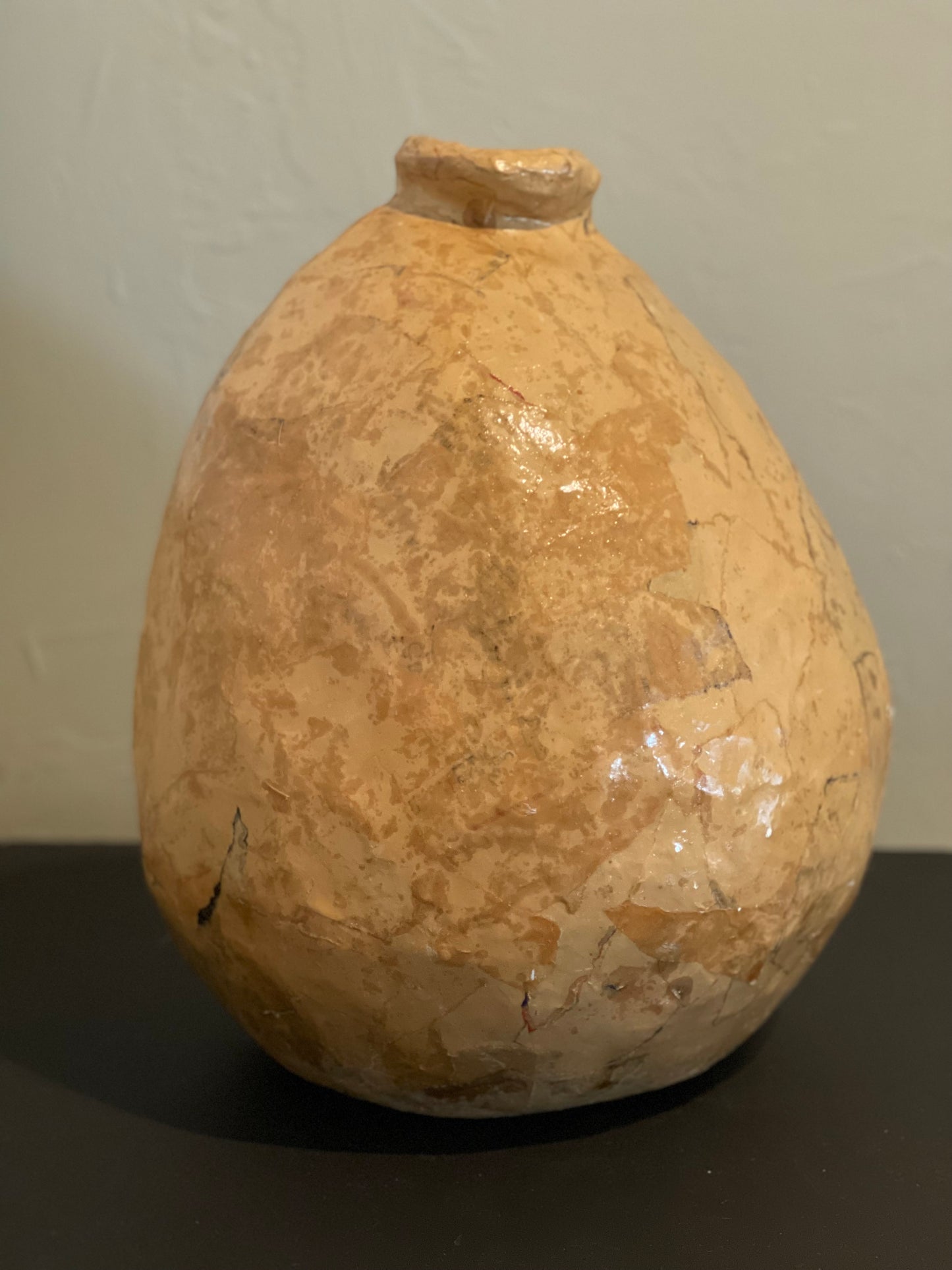 Jarrón de papel maché - Beige