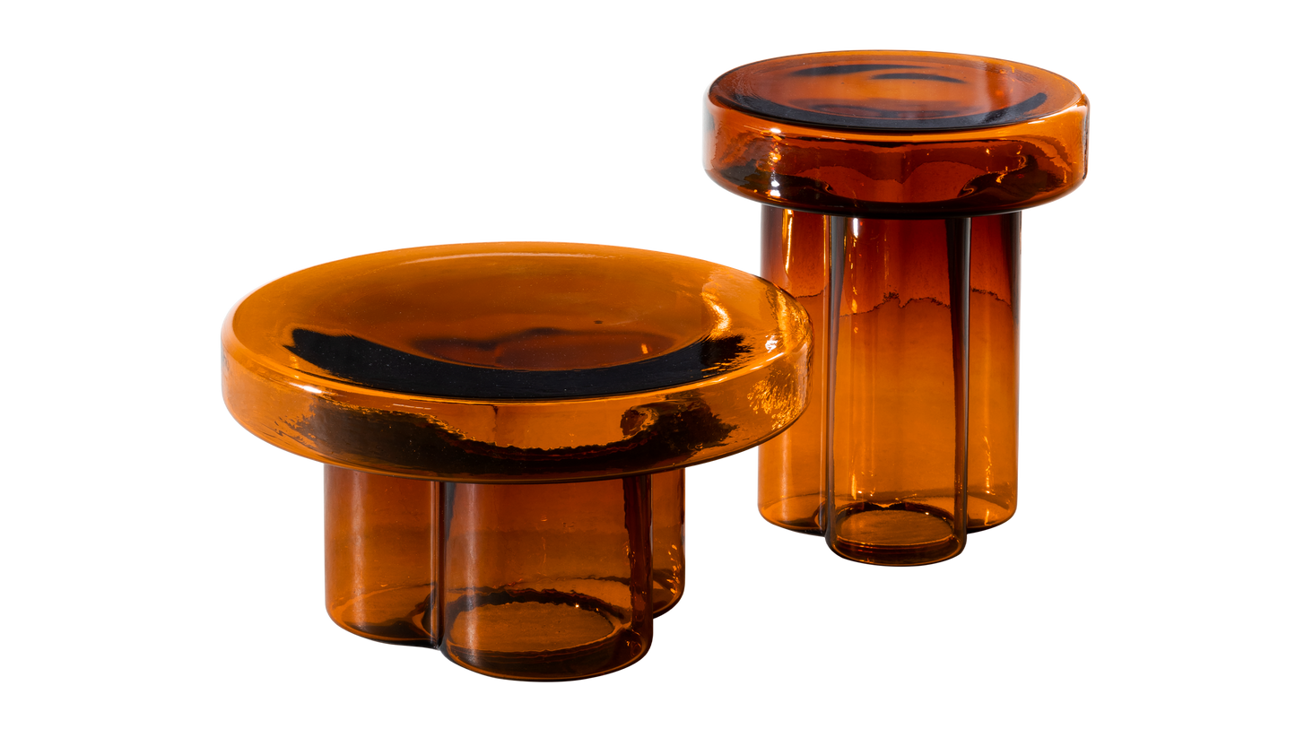 TABLE BASSE EN VERRE AMBRE 21.7” x 11.8” h