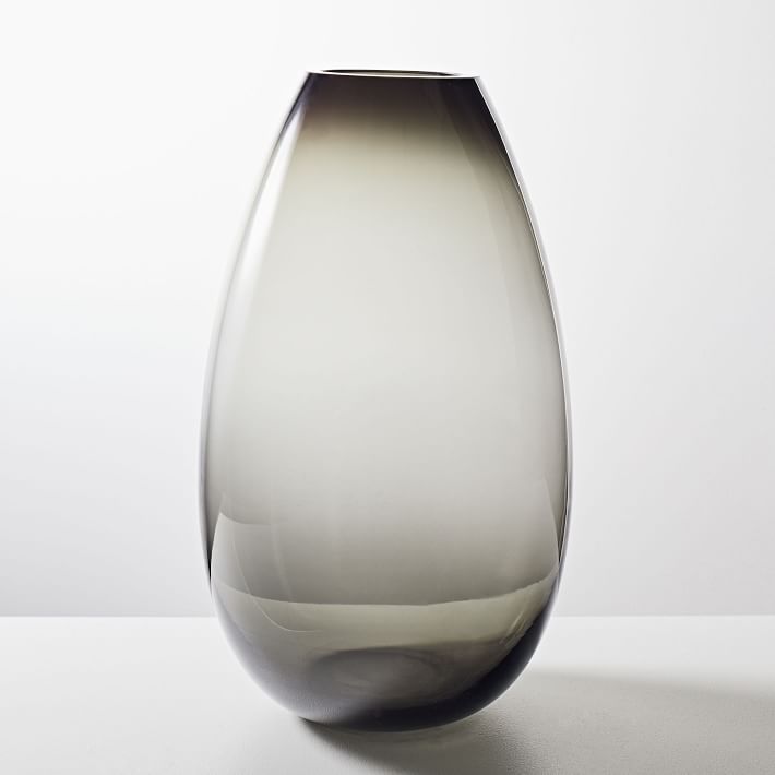 VASE EN VERRE FUMÉ - 16"
