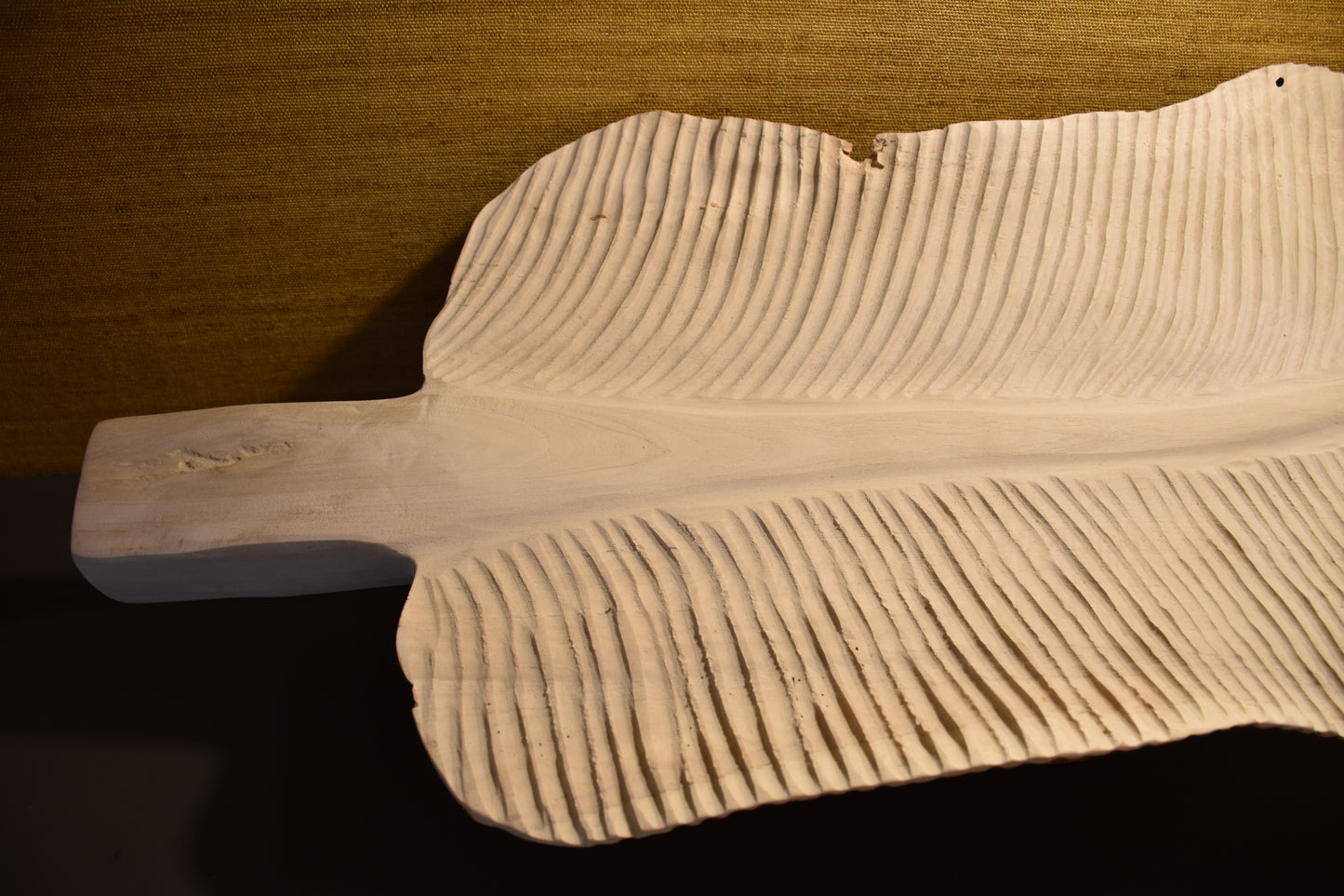 Bleached White Carved Leaf Tray