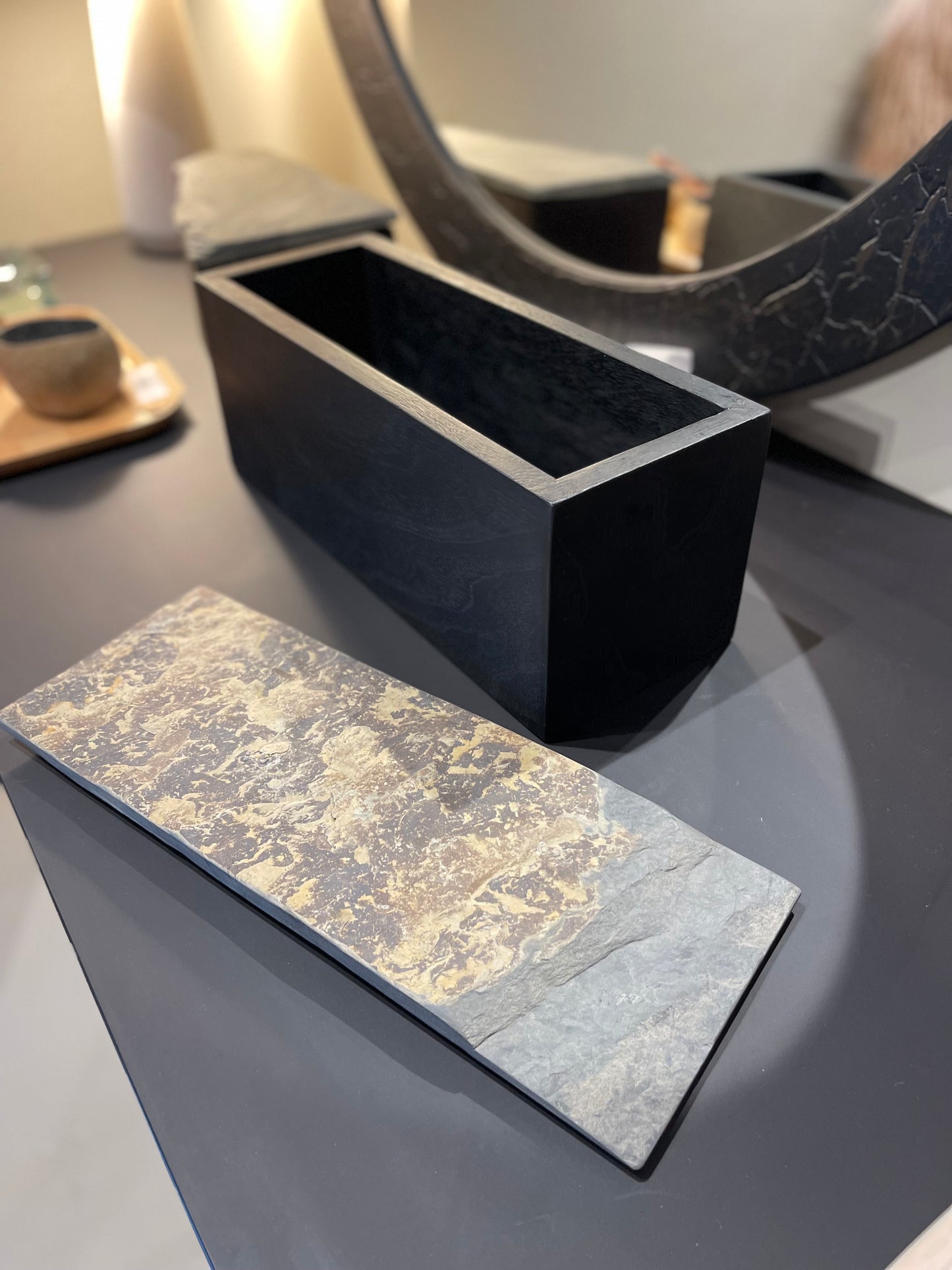 San Box B Stone - Black