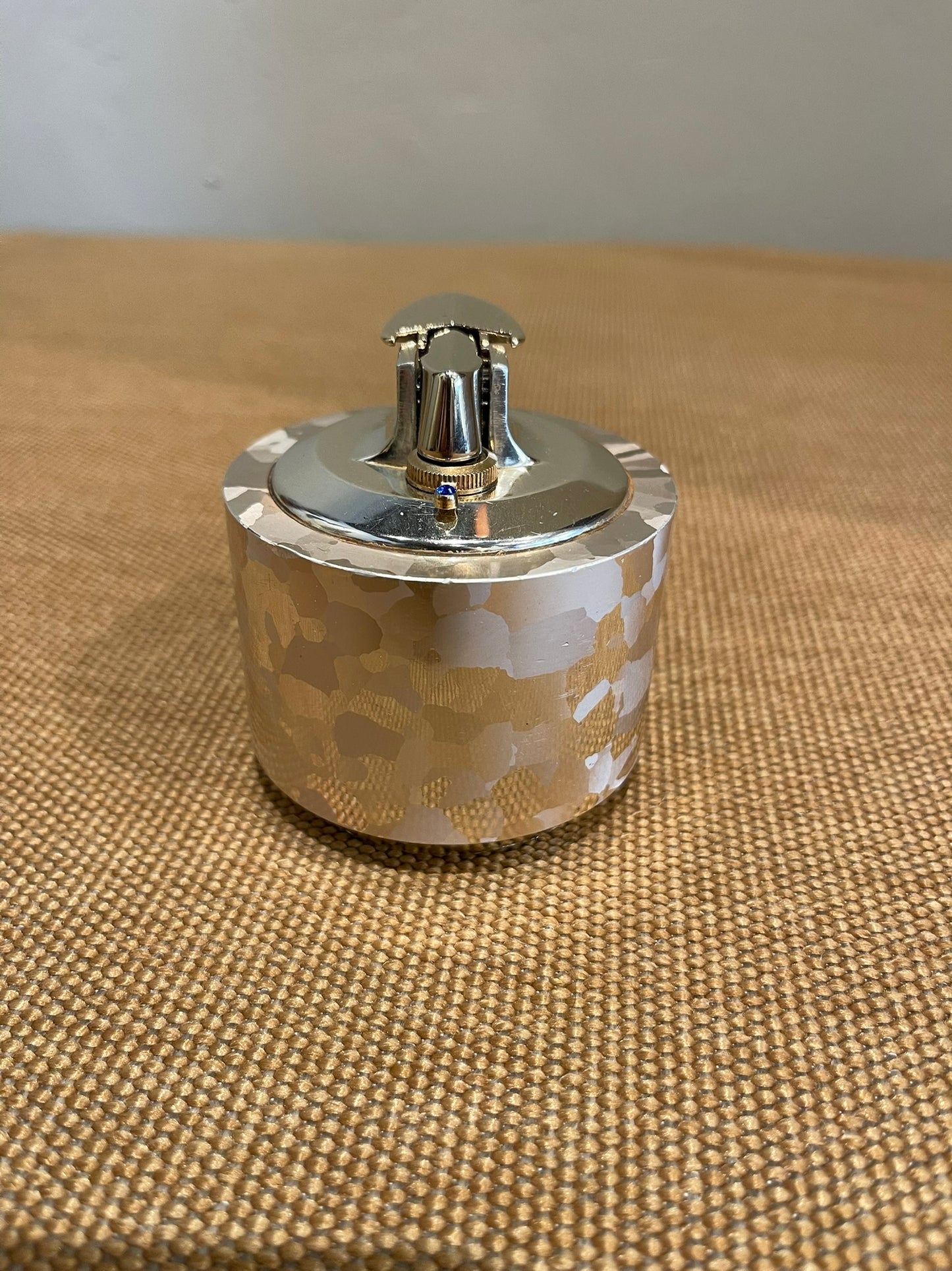 Vintage Ronson Varaflame “Luralite” Table Lighter - Silver