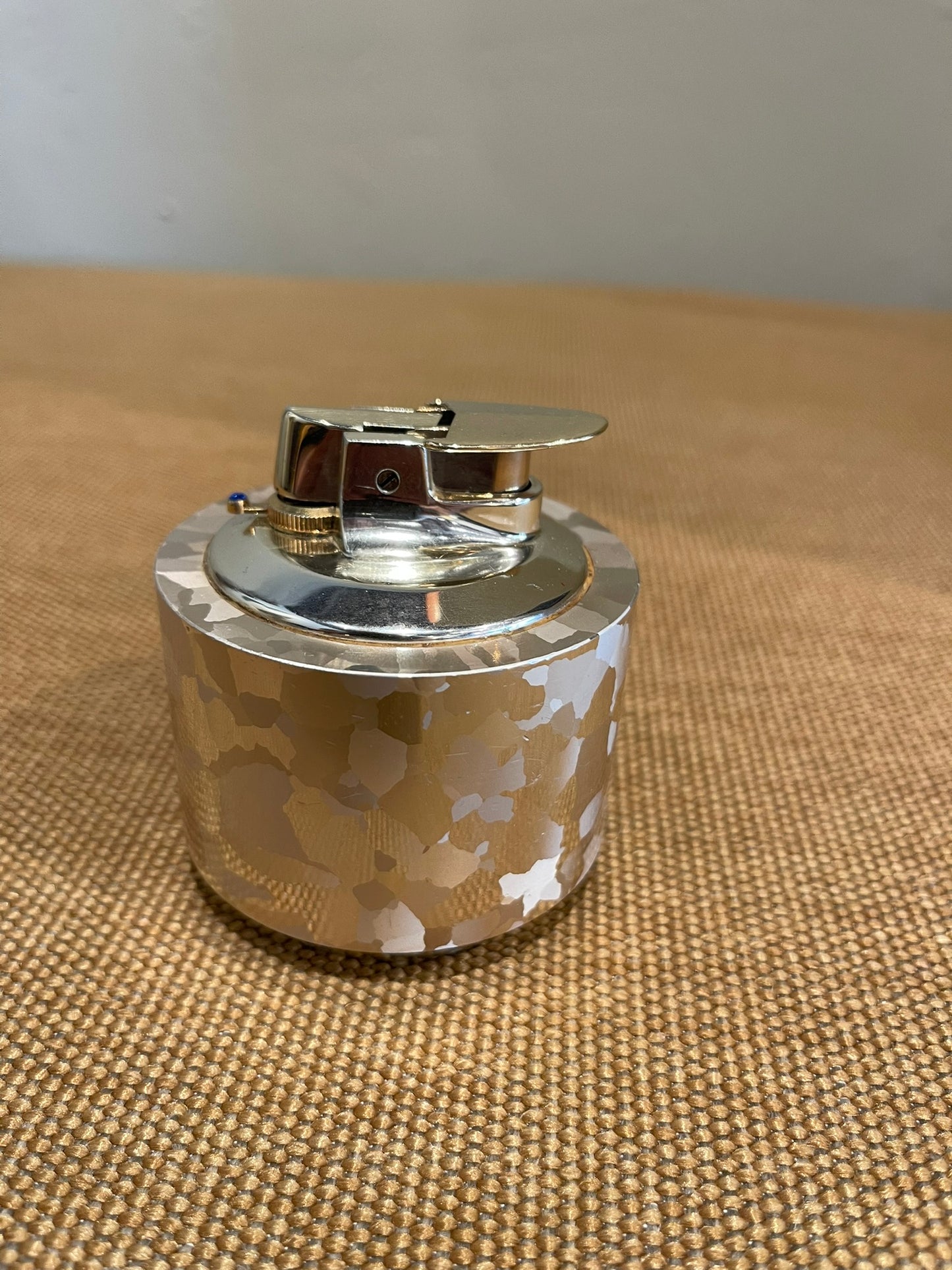 Vintage Ronson Varaflame “Luralite” Table Lighter - Silver