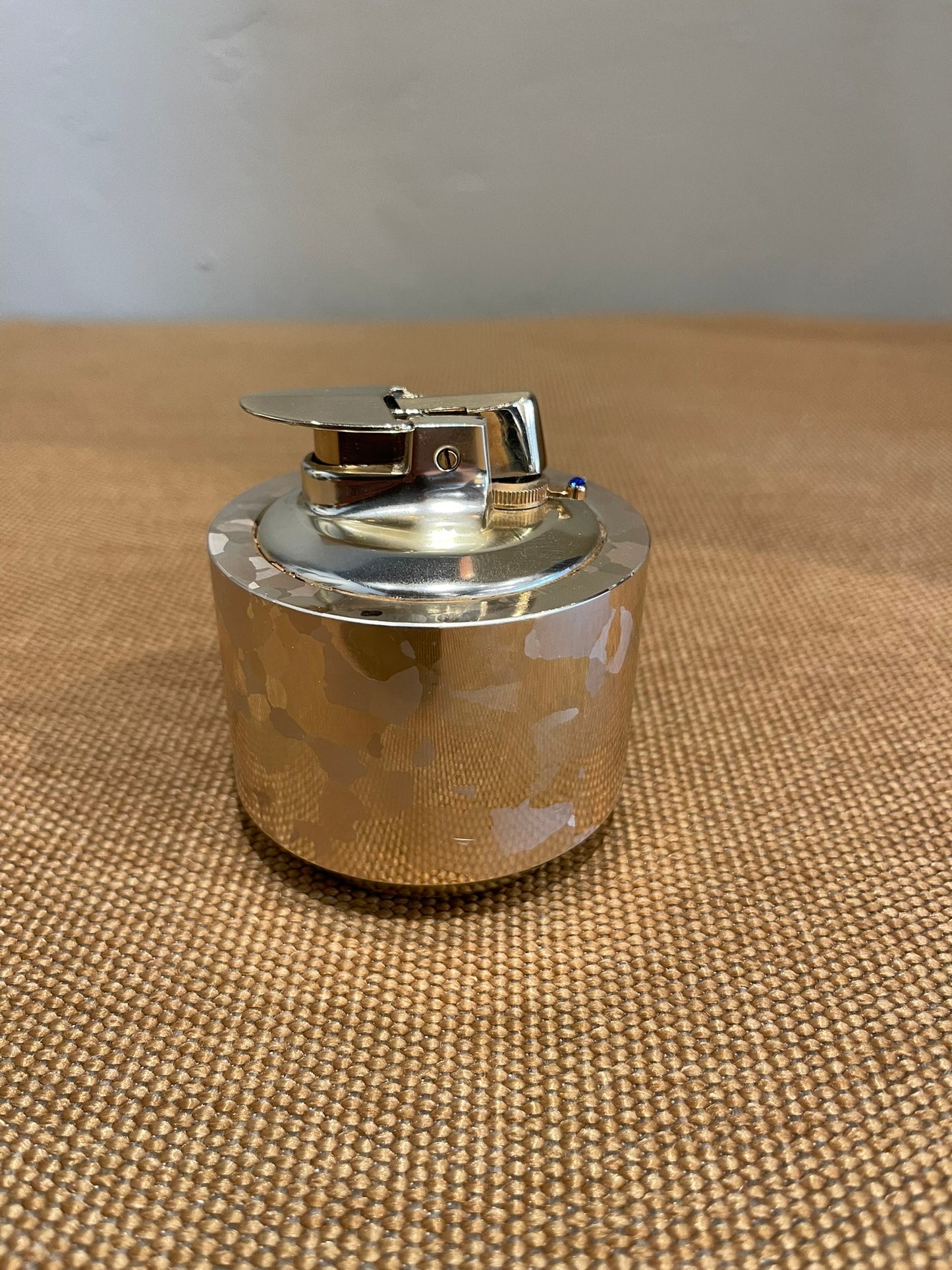 Vintage Ronson Varaflame “Luralite” Table Lighter - Gold