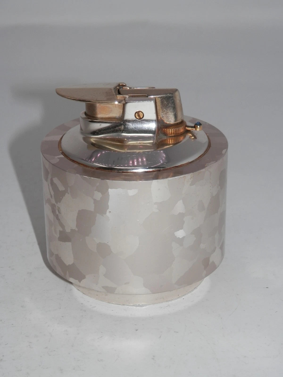 Vintage Ronson Varaflame “Luralite” Table Lighter - Silver